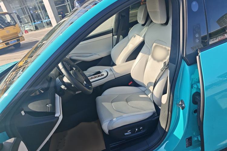 Used Xiaomi Auto SU7 2024 Four-Wheel Drive Ultra-Long Range Advanced Intelligent Driving Max Edition