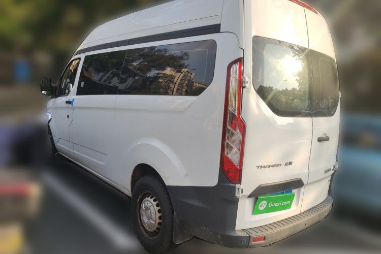 Used Ford Transit 2019 2.0T Diesel Multi-Purpose Commercial Vehicle Mid-Drive Mid-Roof 6-Seater China VI Standard