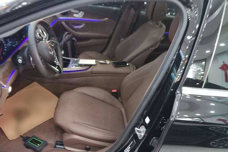 Used Mercedes-Benz E-Class New Energy 2023 E 350 e L Plug-in Hybrid Sedan
