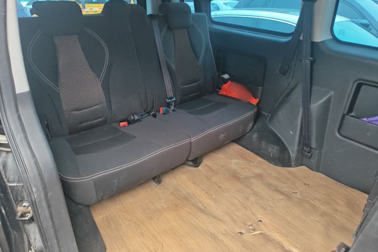 Used JAC Refine M3 2023 PLUS 1.5T 7/8-seater Smart Connectivity Version