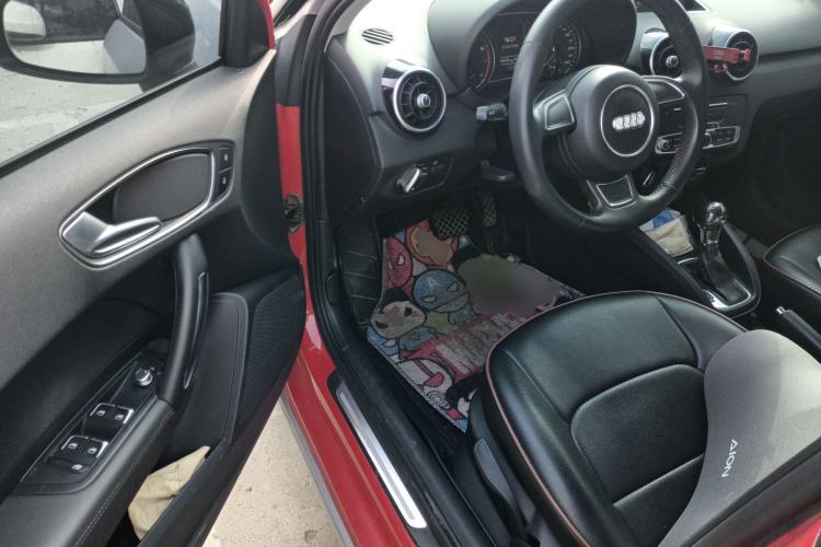 Used Audi A1 2016 30 TFSI Sportback Design Fashion Edition Driver Seat