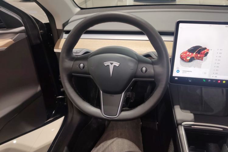 Used Tesla Model Y 2022 Rear-Wheel-Drive Version
