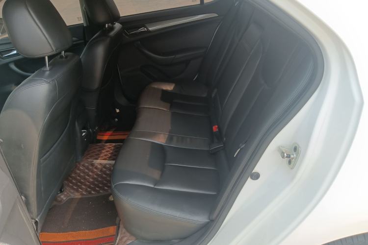 Used Roewe 360 2015 1.5L Automatic Luxury Edition
