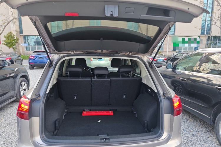 Used Volkswagen Tayron 2019 330TSI Two-Wheel Drive Luxury Model China VI Standard Trunk