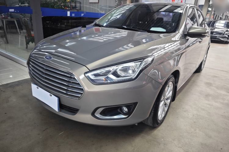 Used Ford Escort 2015 1.5L Automatic Fashion Model