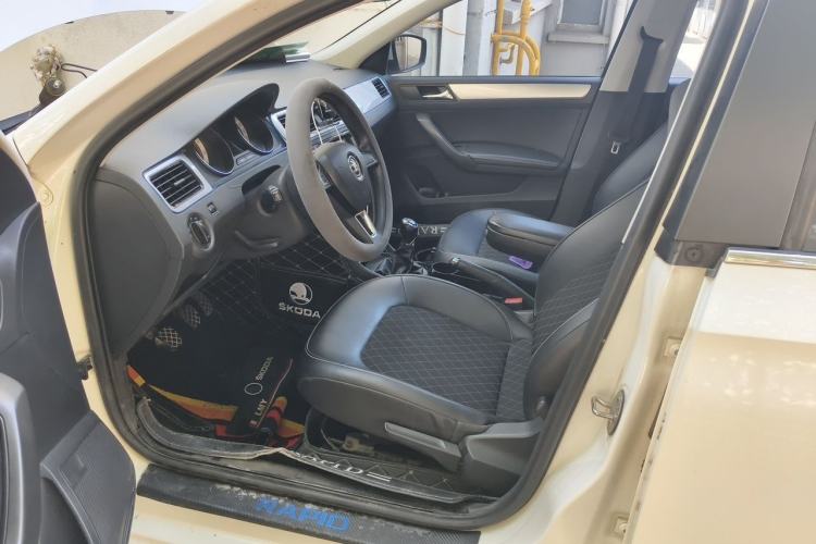 Used Skoda Rapid Spaceback 2018 1.6L Manual Comfort Edition