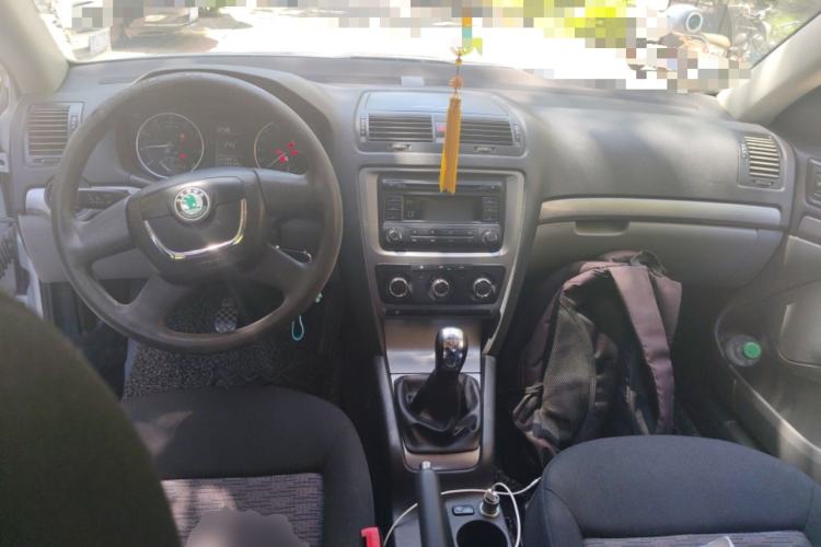 Used Skoda Octavia 2012 1.6L Manual Eado Edition