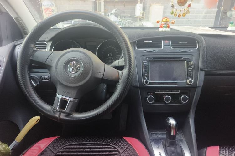 Used Volkswagen Golf 2012 1.6L Automatic Comfort Model
