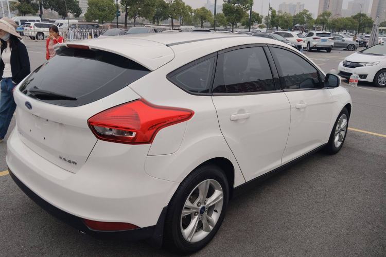 Used Ford Focus 2018 Hatchback Classic 1.6L Automatic Comfort Plus SmartDrive Edition