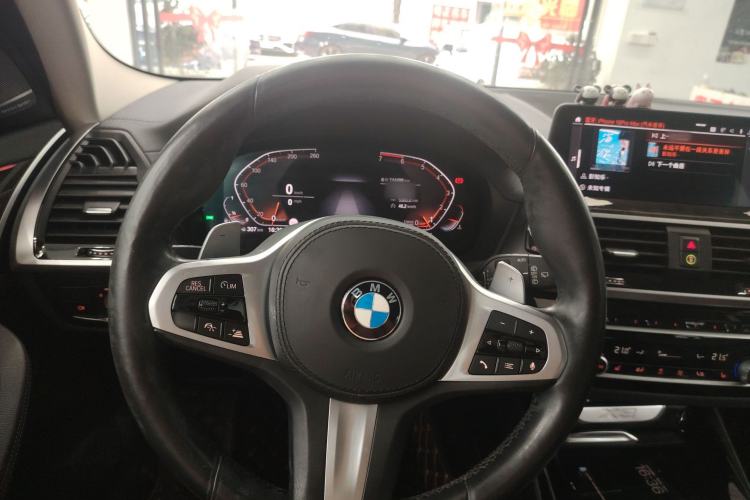 Used BMW X3 2020 xDrive30i Luxury Model with M Sport Package Steering Wheel