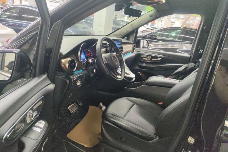 Used Mercedes-Benz V-Class 2021 V 260 L Long Wheelbase Prestige Edition Driver Seat