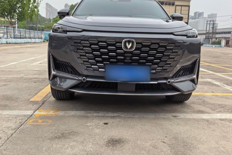 Used CHANGAN UNI-K 2021 2.0T All-Wheel Drive Prestige Version Exterior 1