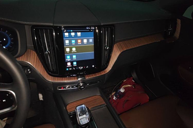 Used Volvo XC60 2023 B5 4x4 Smart Luxury Edition