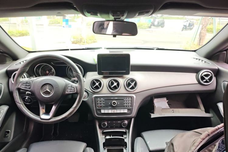 Used Mercedes-Benz CLA 2016 Facelifted CLA 200 Stylish Edition
