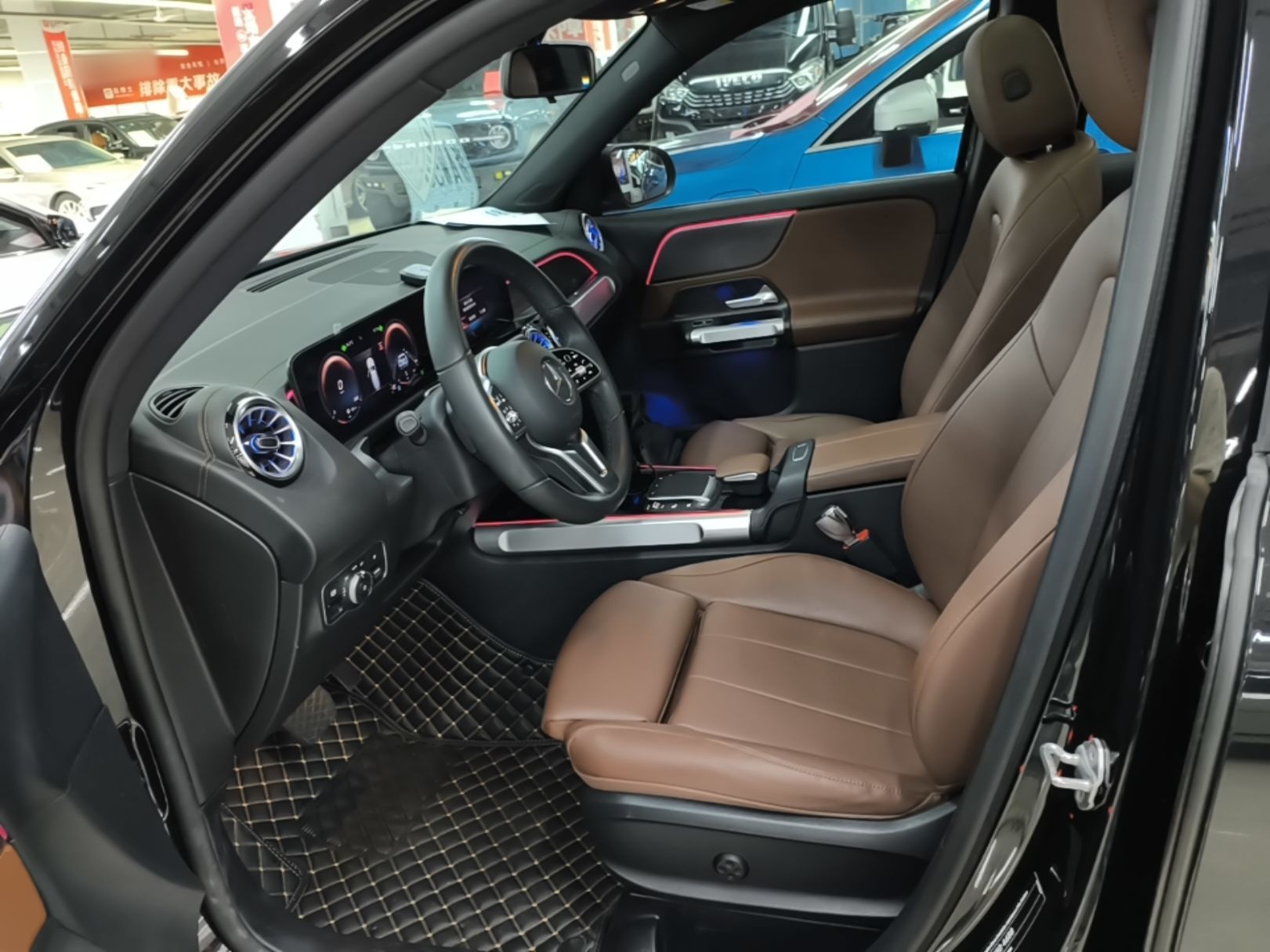Interior delantero