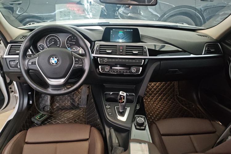 Used BMW 3 Series 2018 320Li Fashion Model
