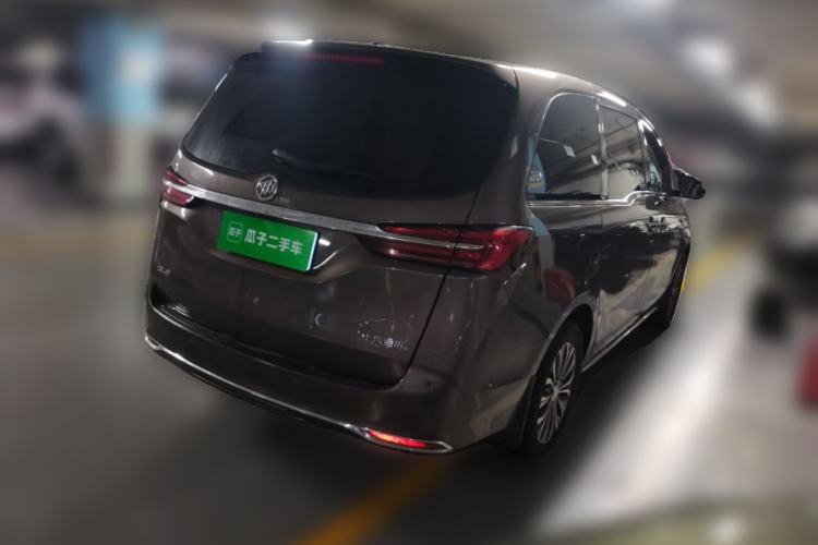 Used Buick GL8 2023 Land Executive Class Deluxe Model