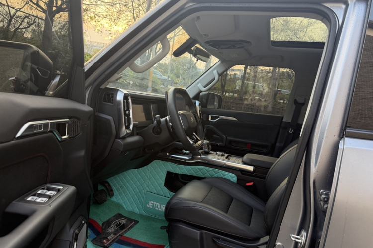 Used JETOUR Traveler 2023 1.5T Two-Wheel Drive Discovery PRO