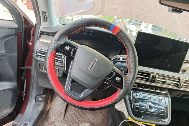 Used Lincoln Corsair 2021 2.0T Two-Wheel Drive Deluxe Edition Steering Wheel