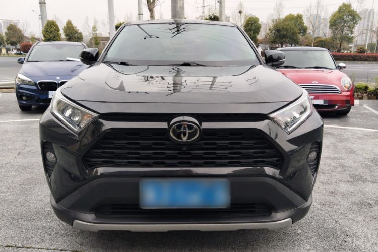 Used Toyota RAV4 2021 2.0L CVT 4x4 Trend Edition