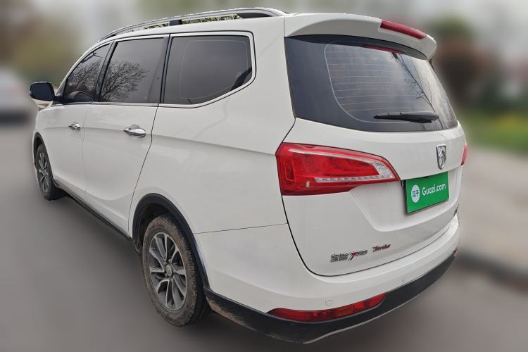 Used Baojun 730 2017 1.5T Manual Style 7 Seats China V