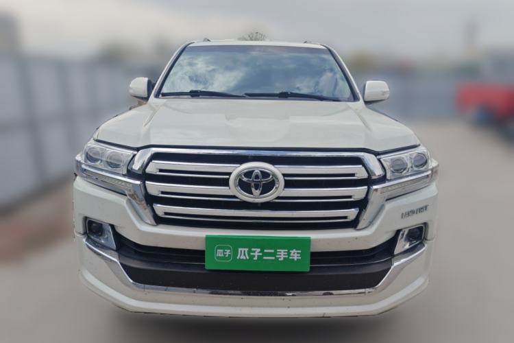 Used Toyota Land Cruiser 2012 4.6L V8 Middle East Version