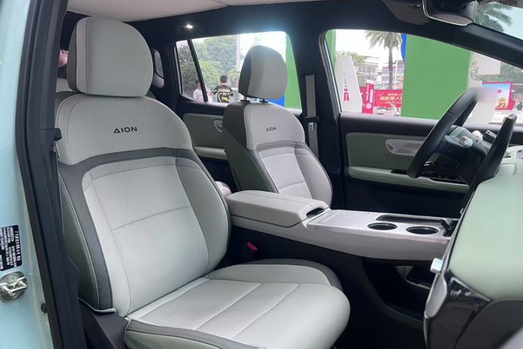 Used AION Y 2022 Plus 70 Tech Edition
