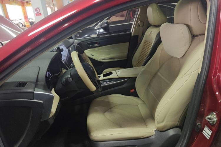 Used Toyota Avalon 2019 Dual-Engine 2.5L Luxury Edition China VI Standard Left Front Seat