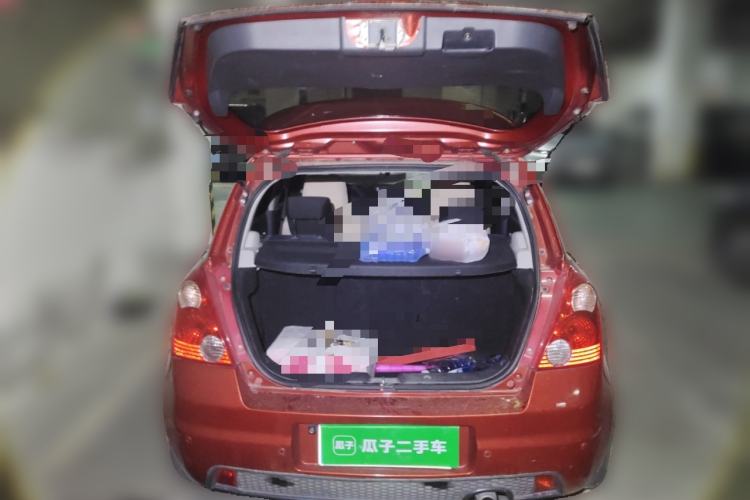 Used Suzuki Swift 2011 1.5L Manual Fashion Edition Trunk
