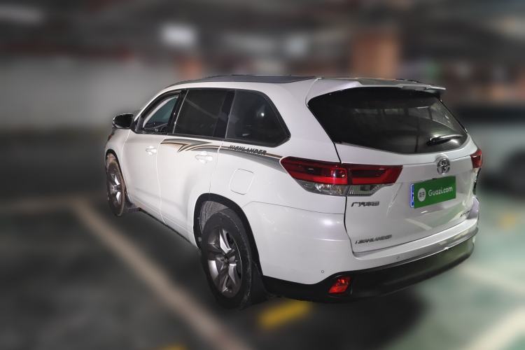 Used Toyota Highlander 2018 2.0T Four-Wheel Drive Luxury Version 7 Seats China VI Standard
