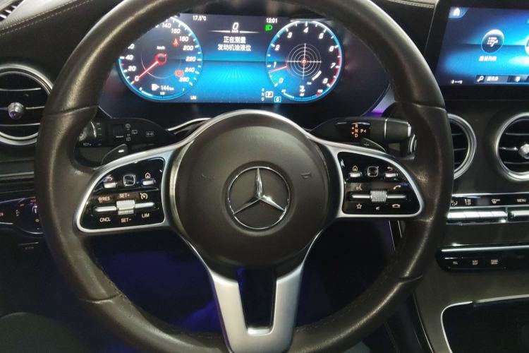 Used Mercedes-Benz GLC 2020 Facelift GLC 260 L 4MATIC Luxury Edition
