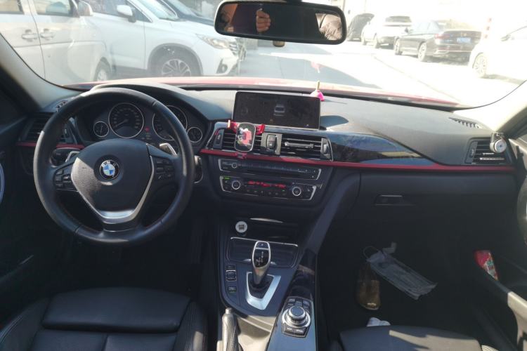 Used BMW 3 Series 2013 Facelifted 328i Sport Design Package
