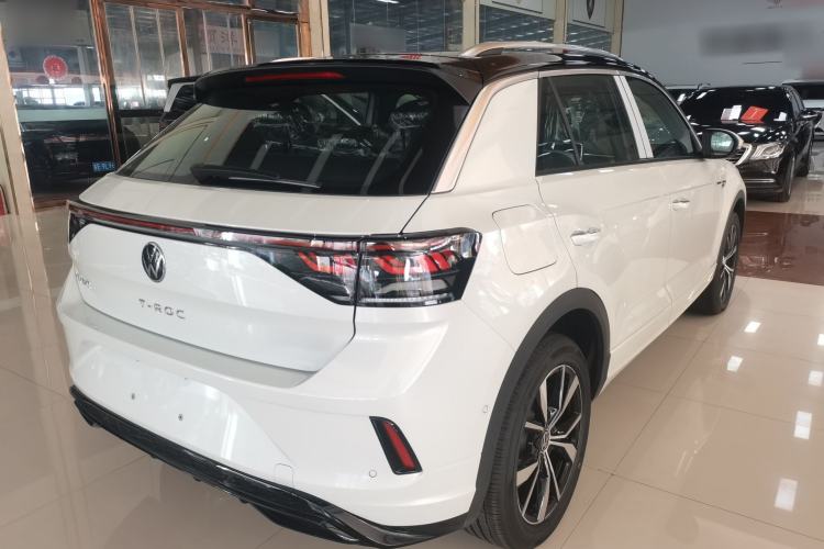 Used Volkswagen T-ROC 2025 Facelift Model 2 300TSI DSG Two-Wheel Drive Xingguang Edition
