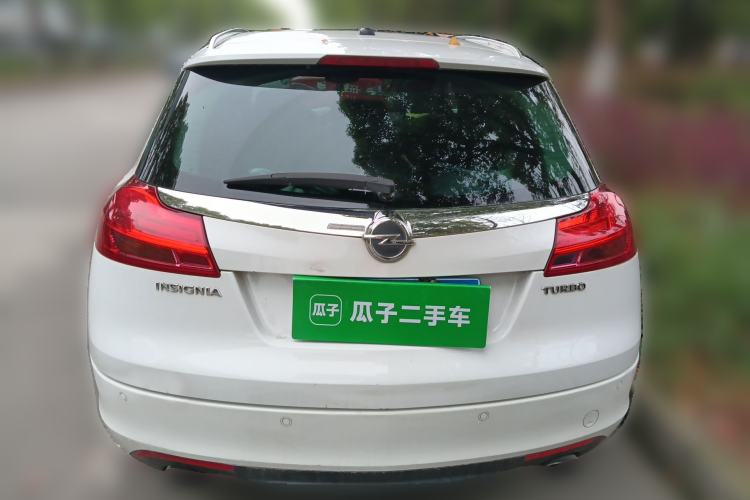 Used Opel Insignia 2013 2.0T Two-Wheel-Drive Luxury Version Rear