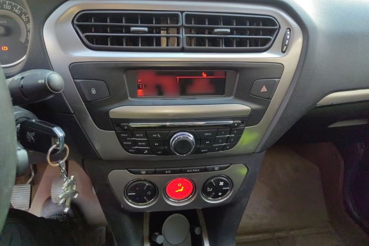 Used Peugeot 301 2014 1.6L Manual Comfort Edition Audio And AC Panel