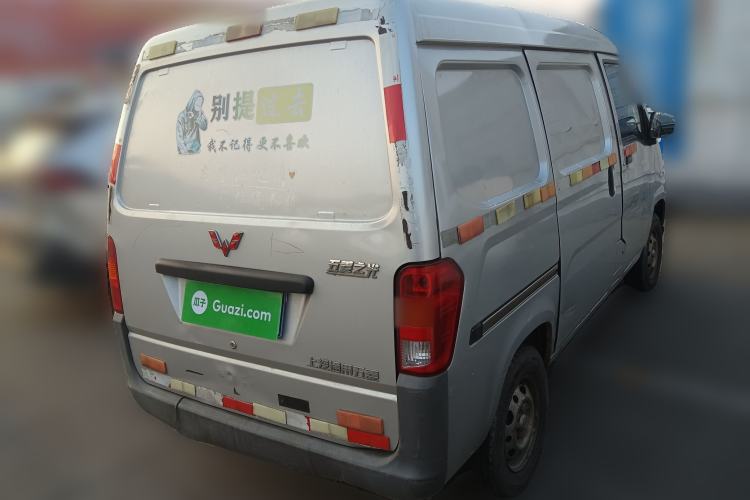 Used Wuling Zhiguang 2020 1.2L Van Utility Model China VI Emission Standard 2 Seats LSI