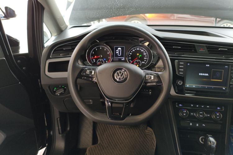 Used Volkswagen Touran 2018 Volkswagen Touran L 280TSI DSG Comfort Edition 7 Seats China V Emission Standard
