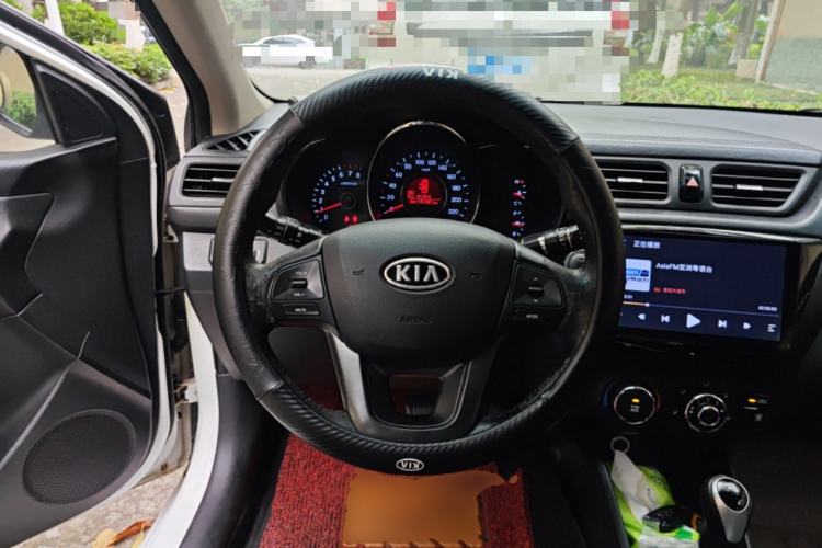 Used Kia K2 2011 Sedan 1.6L Automatic Transmission Premium Steering Wheel