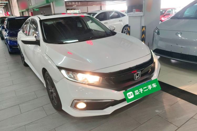 Used Honda Civic 2019 220TURBO CVT Dynamic Edition China VI Front Right 45 Deg