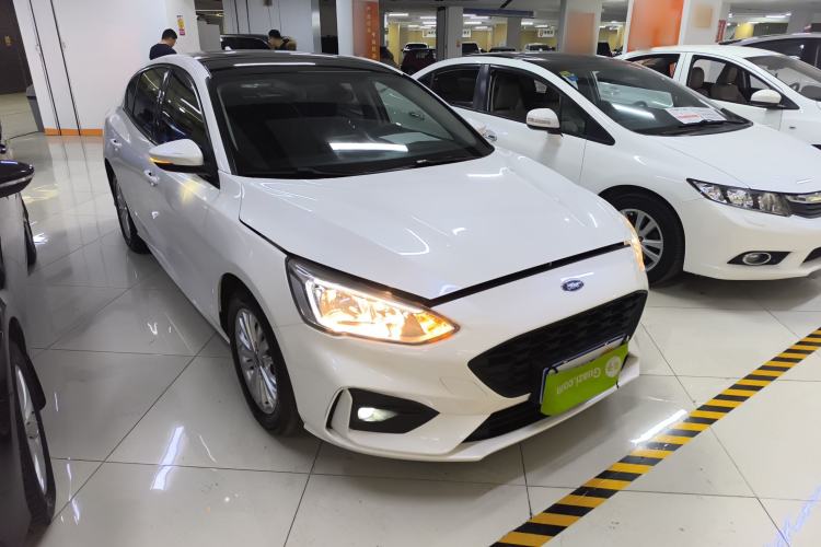 Used Ford Focus 2020 Sedan EcoBoost 180 Automatic Trend Edition