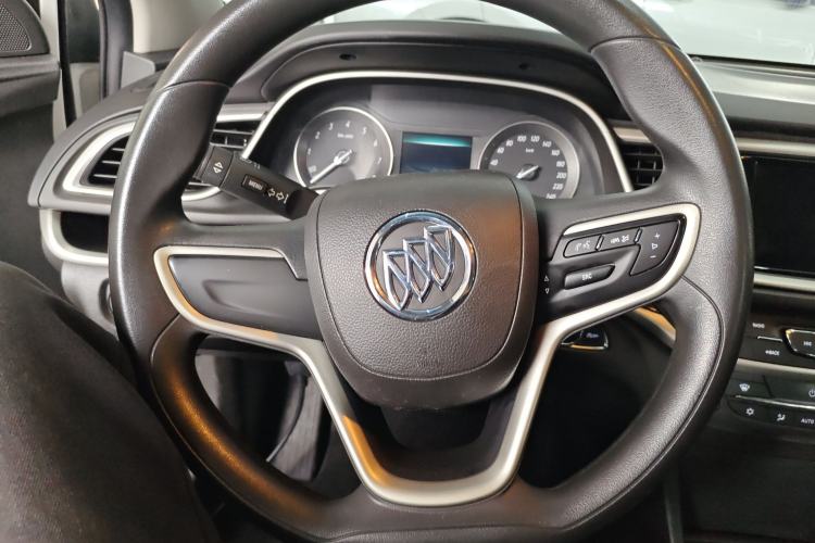Used Buick GT 2015 15N Automatic Deluxe Edition Steering Wheel