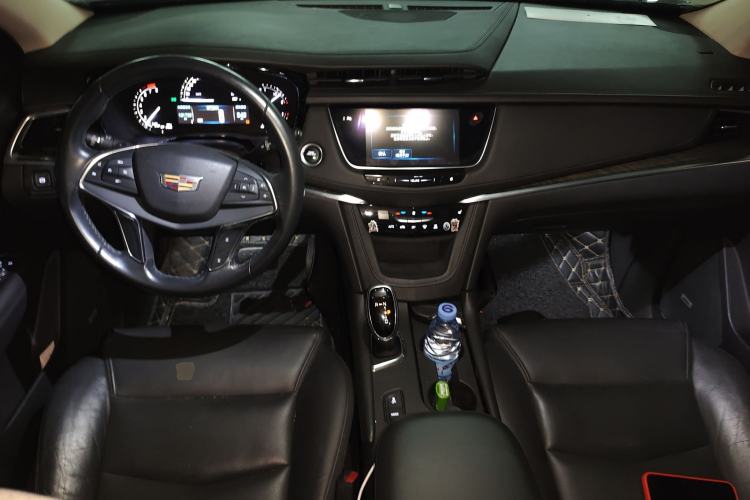 Used Cadillac XT5 2016 25T Luxury Model
