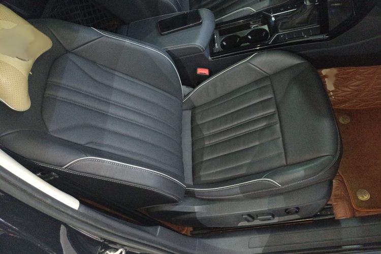 Used Volkswagen Passat 2022 330TSI Starry Elite Edition