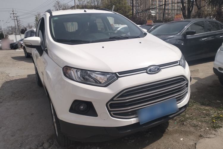 Used Ford EcoSport 2013 1.5L Automatic Fashion Model Front Right 45 Deg