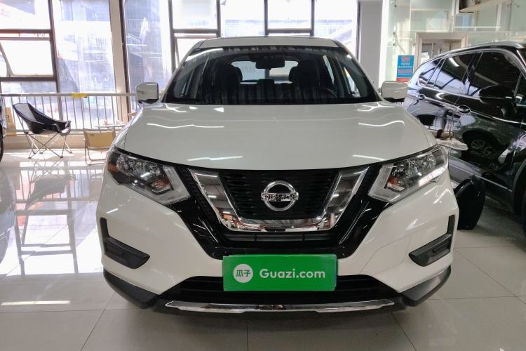 Used Nissan X-Trail 2023 Classic 2.0L Two-Wheel Drive Smart Connect & Comfort Edition Front