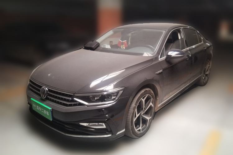 Used Volkswagen Magotan 2023 2 Million Units Commemorative Edition 330TSI DSG Luxury Version