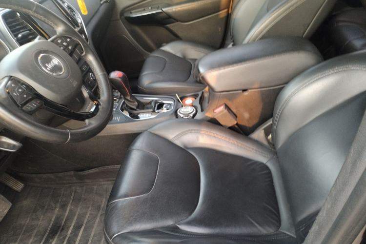 Used Jeep Cherokee 2020 2.0T Four-Wheel Drive Night Eagle Edition
