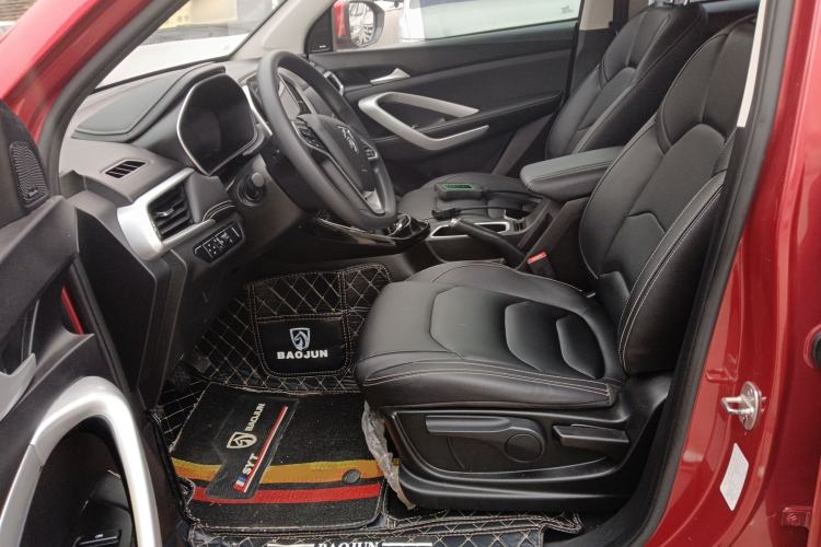 Used Baojun 530 2021 Global Car Anniversary Edition 1.5T Manual Luxury Model 7 Seats Left Front Seat