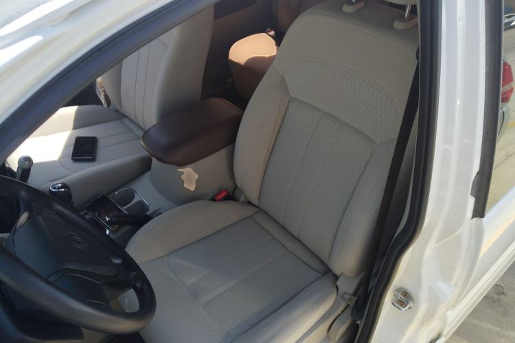 Used FORTHING Lingzhi 2018 M5L 2.0L 7-Seater Comfort Model
