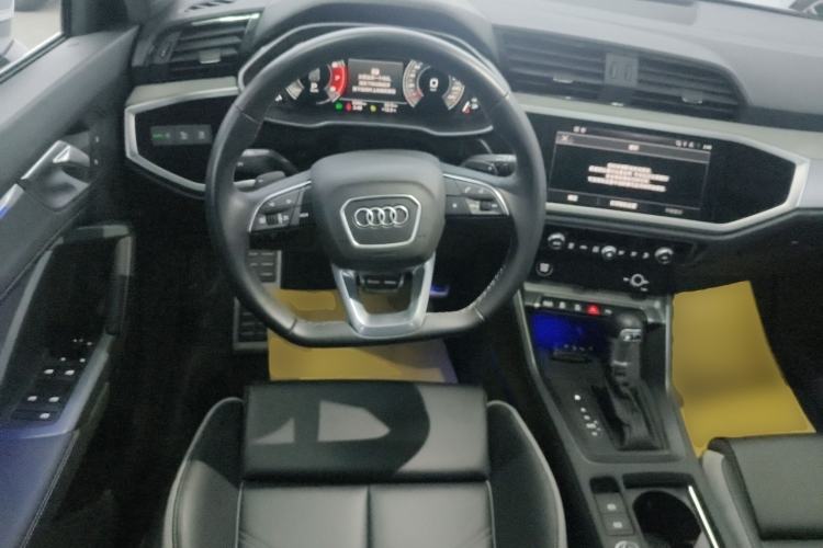 Used Audi Q3 2024 40 TFSI Fashion Dynamic Model